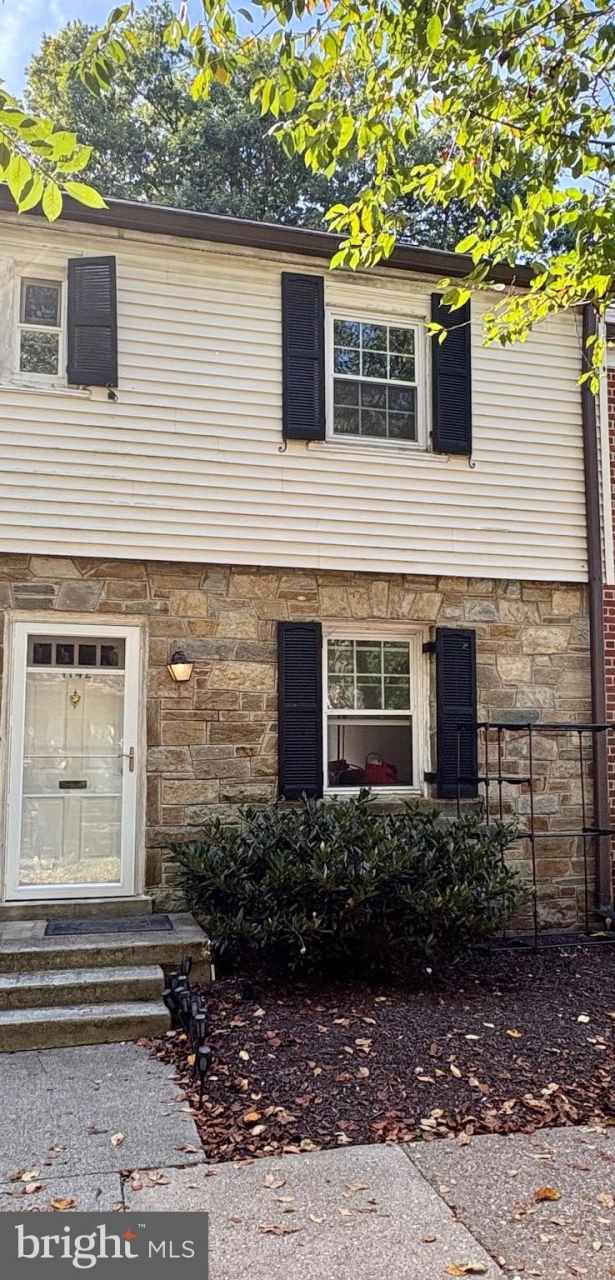 1742 E WEST Highway unit: 1742