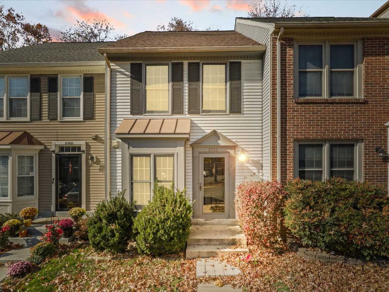 8488 Canyon Oak Dr, Springfield, VA 22153