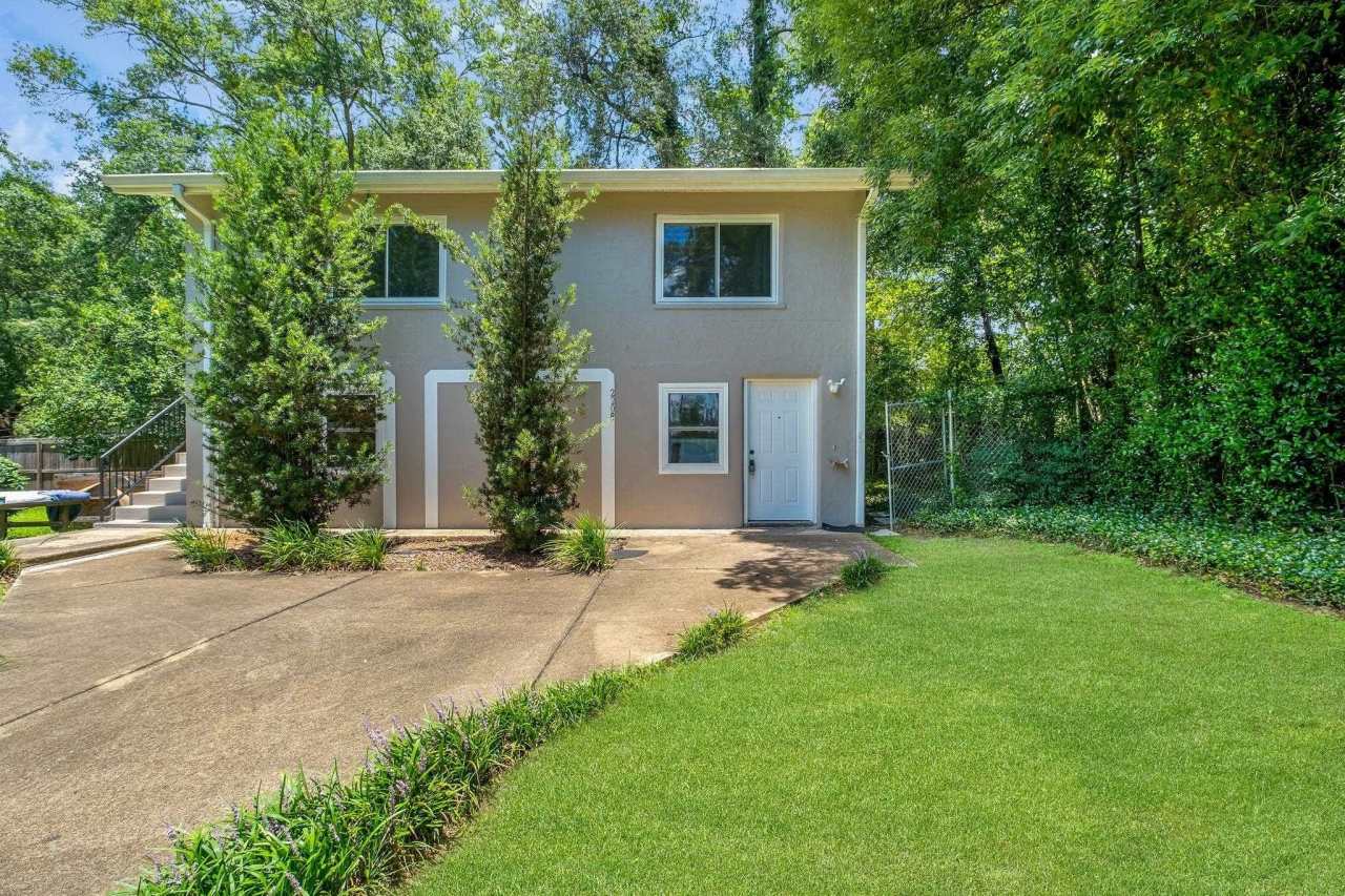 2208 Escambia Drive