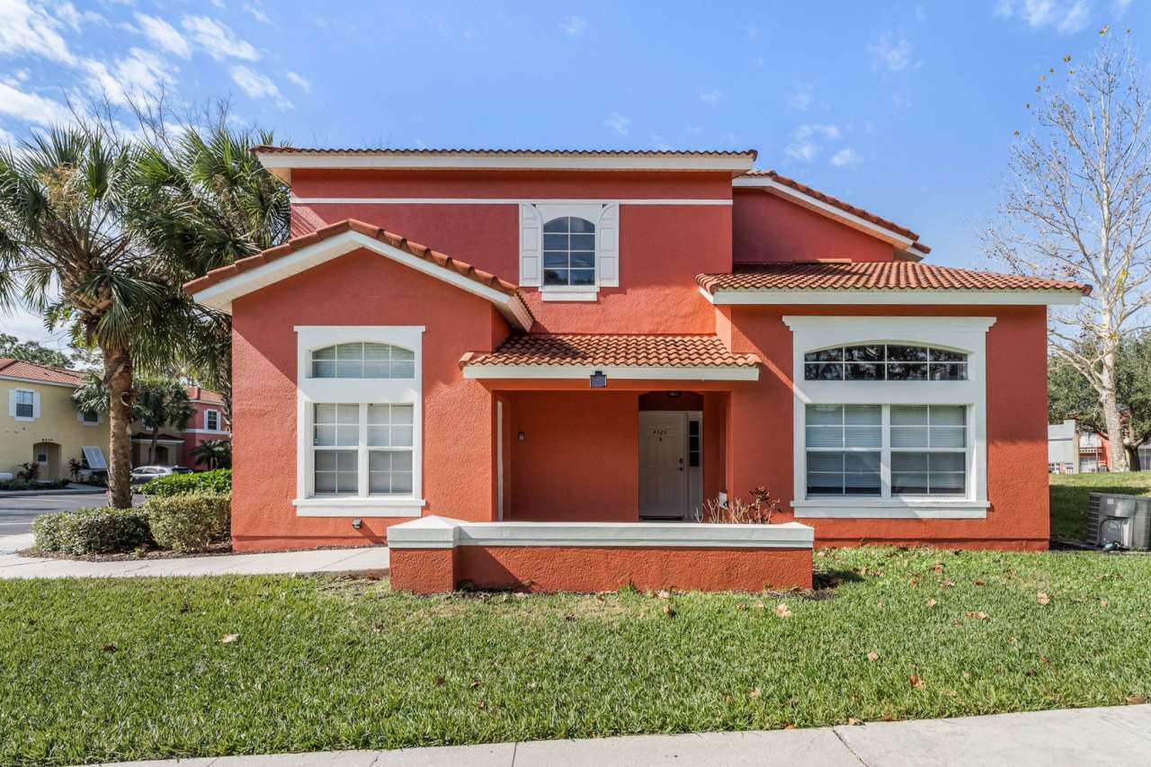 4-Bedroom, 4-Bathroom in Kissimmee ***MOVE-IN SPECIAL/50% 2ND MONTH***(FURNISHED/OPTIONAL)