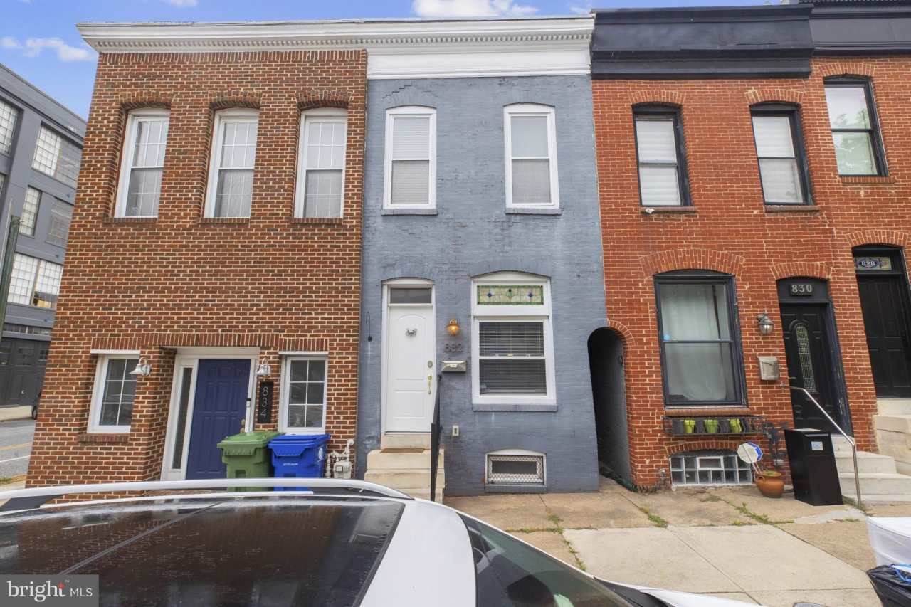 832 S MILTON Avenue S