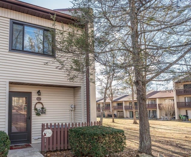 62 Wilshire Heights Drive - .