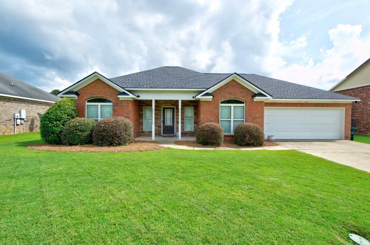 Charming 3-Bedroom Home in a Peaceful Opelika Neighborhood