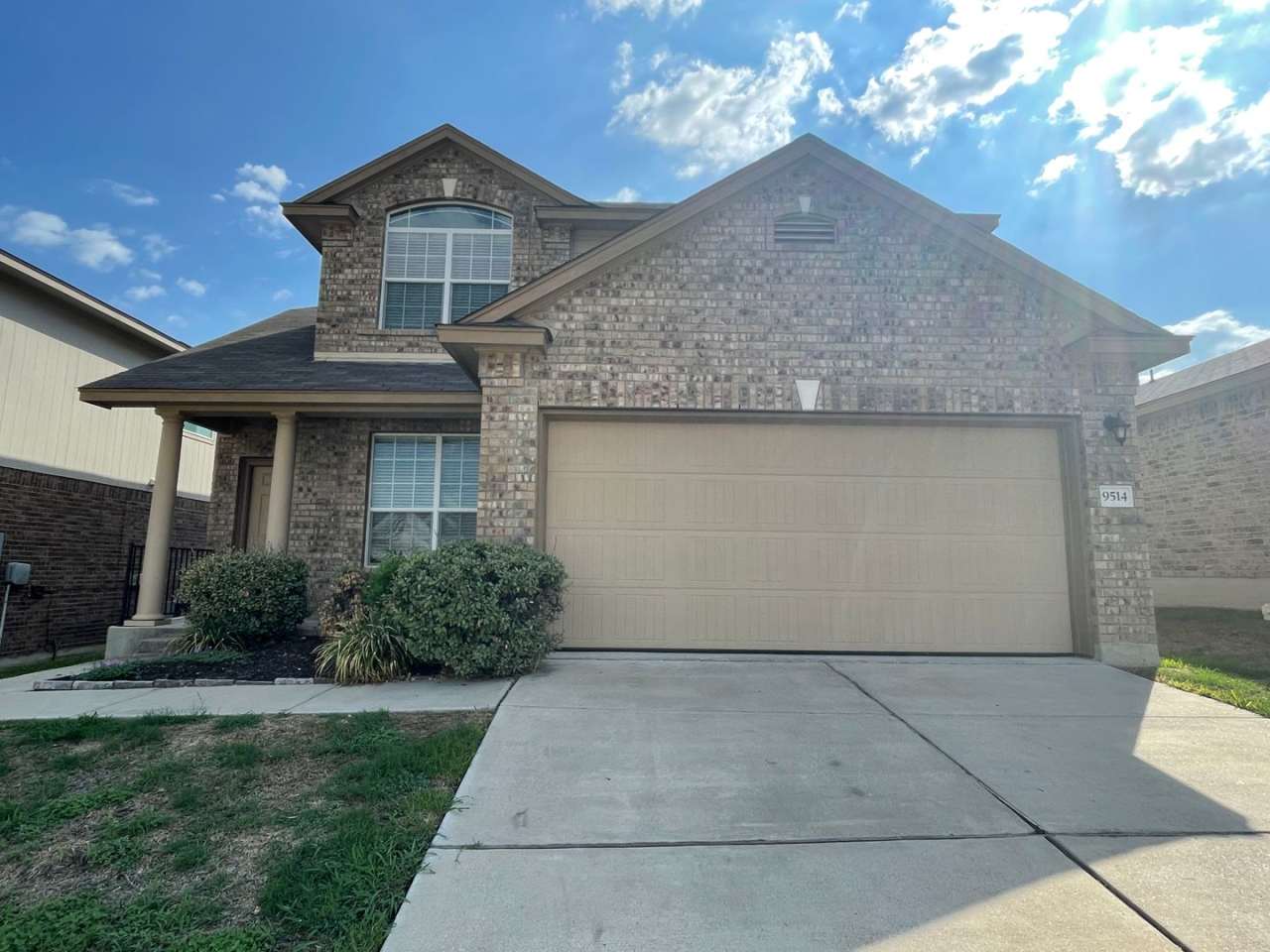 Beautiful 2-story house for rent in Killeen
