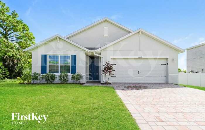 3009 Northeast 6th Place