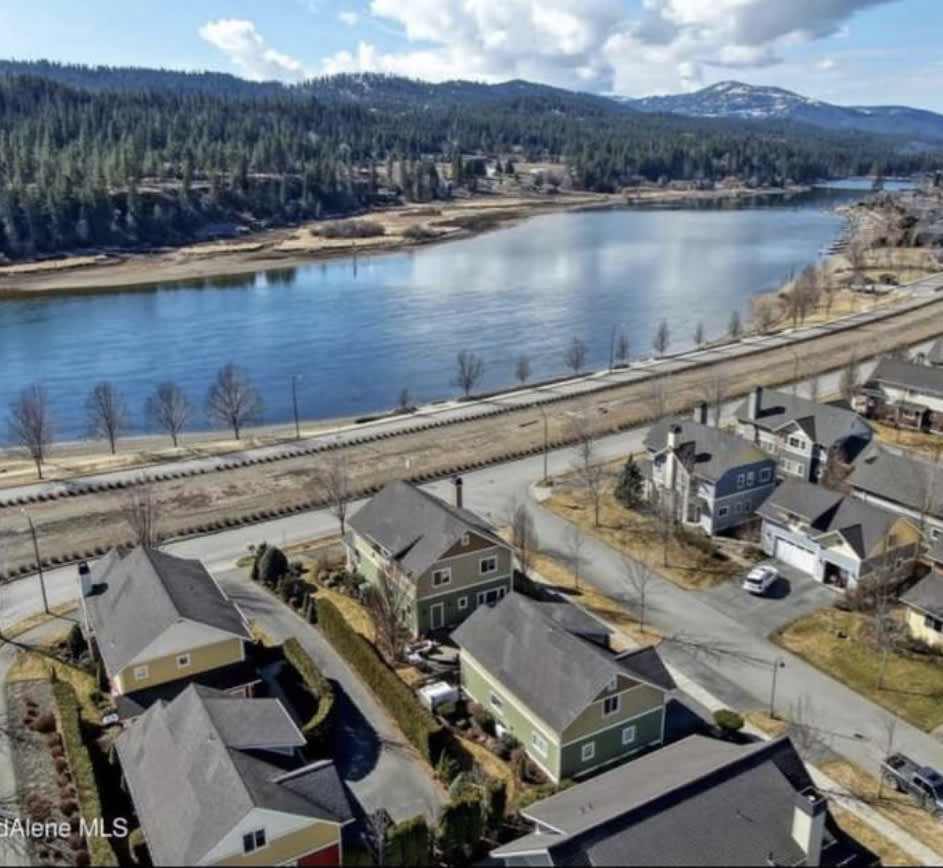 4047 West Shoreview Lane