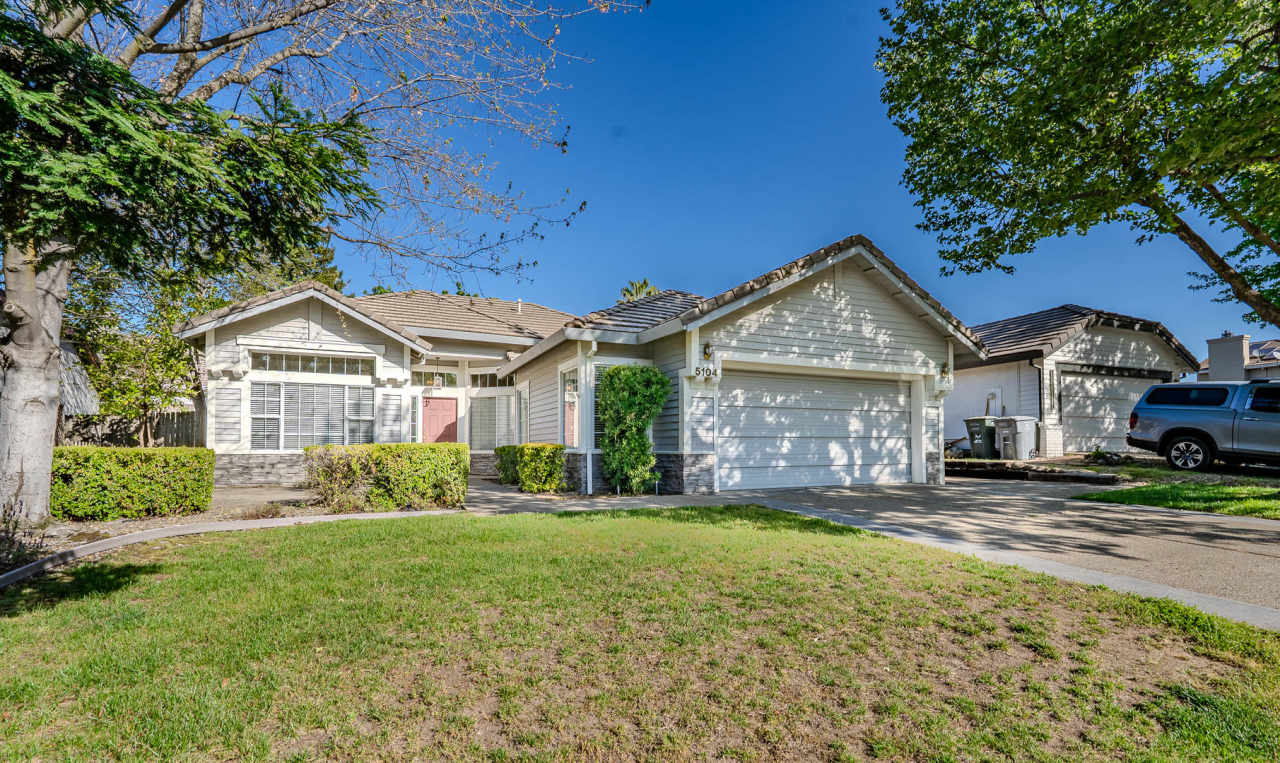 Beautiful Rocklin Home - Available Now!
