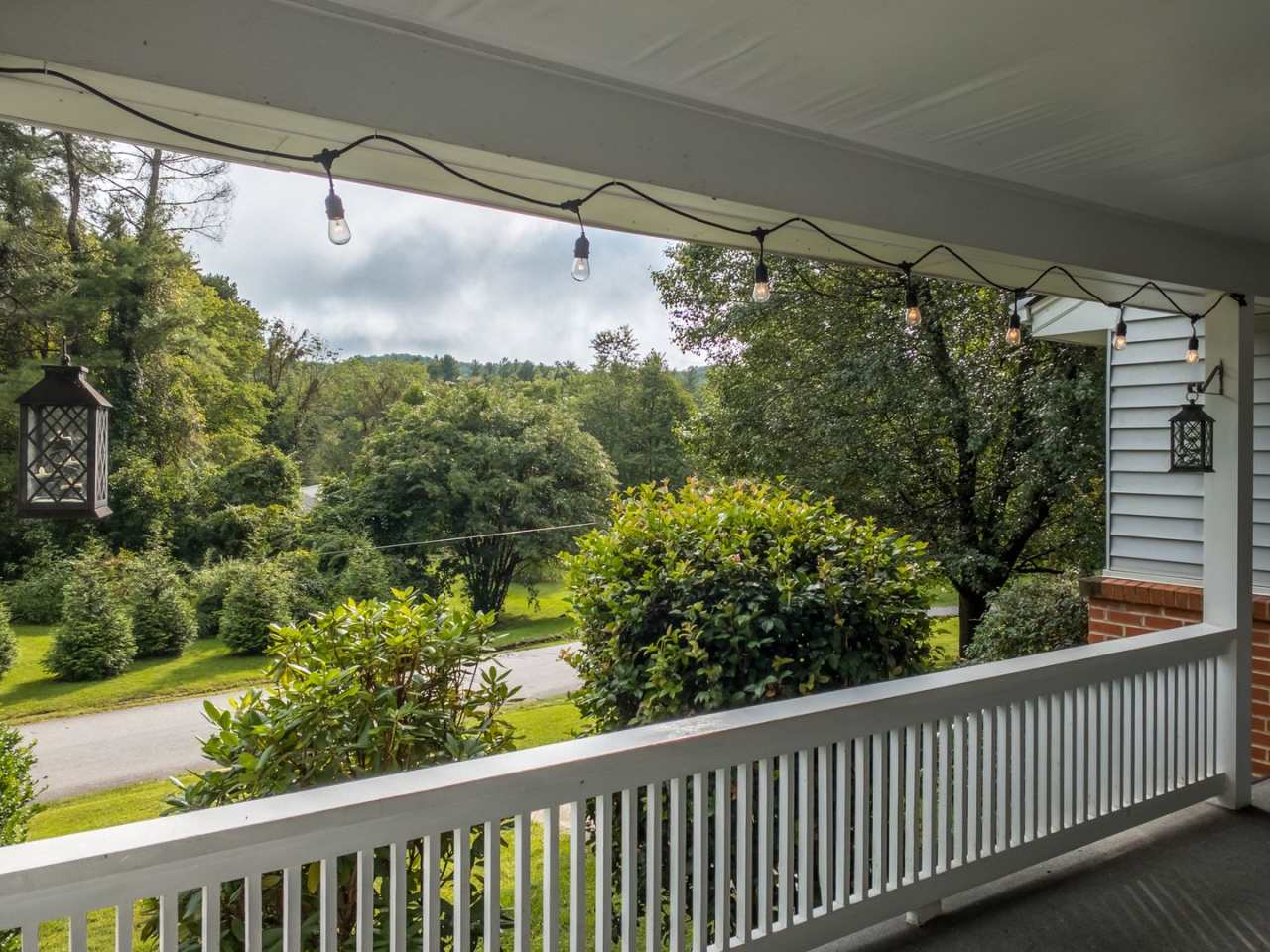 Beautiful Three-Bedroom with Fenced Yard in Haw Creek