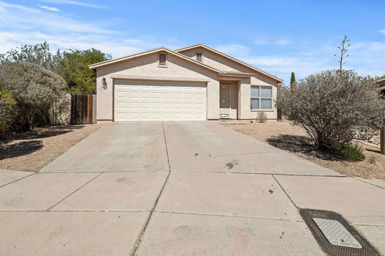 Move in ready home in Arizona Sunset!