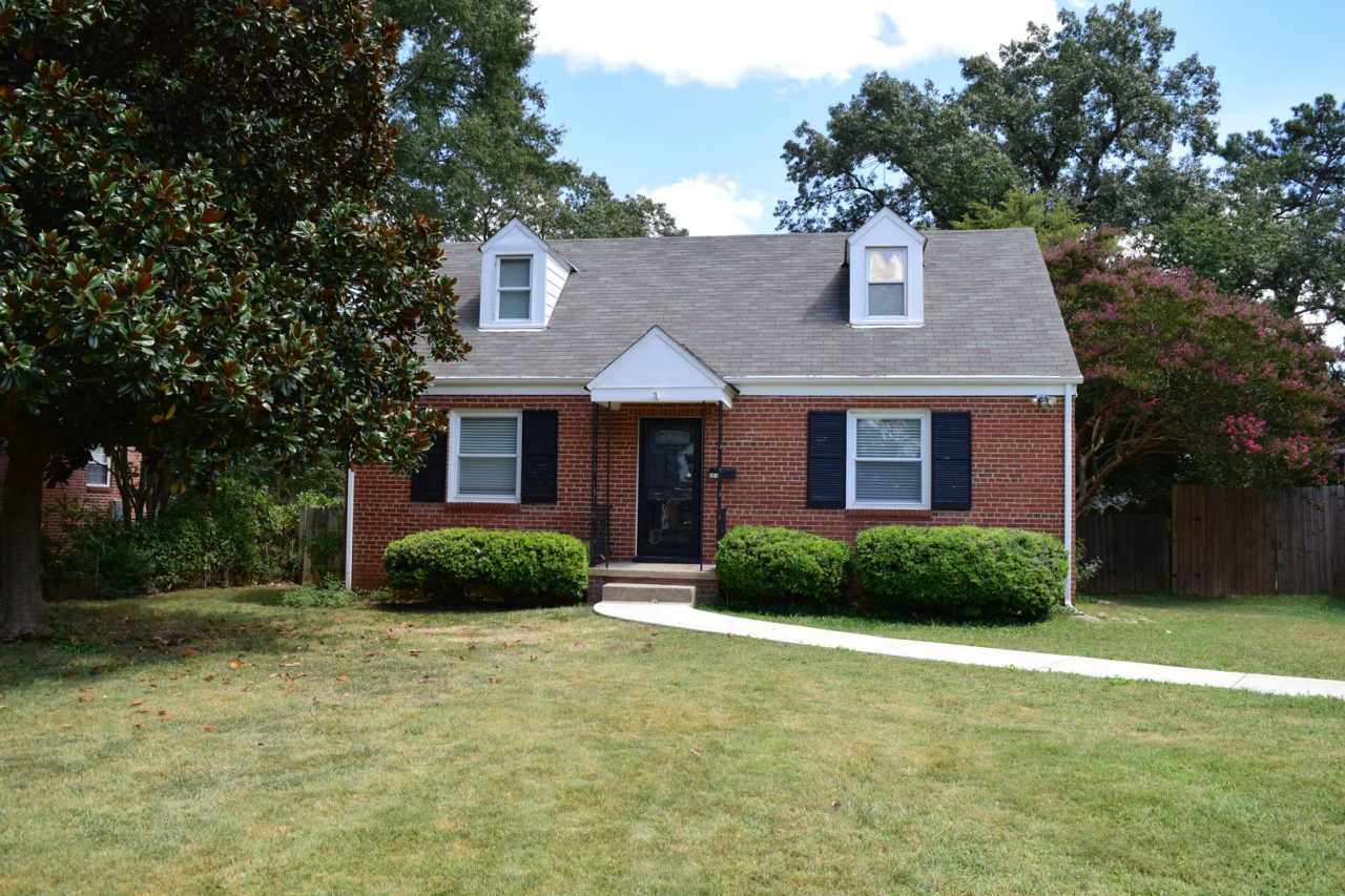 Nice Westend Brick home in the U of R area