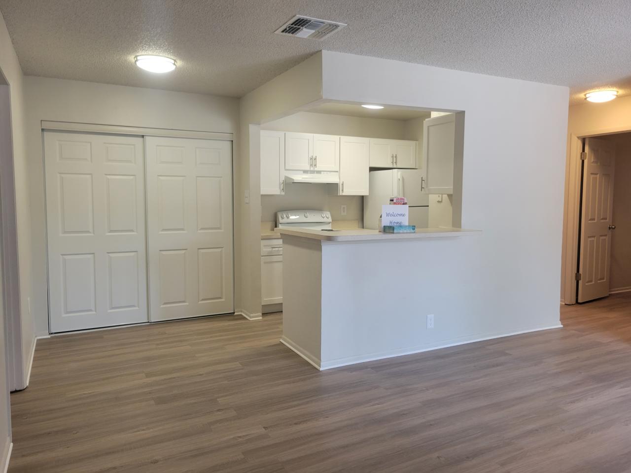 3827 Crows Nest Dr # 204