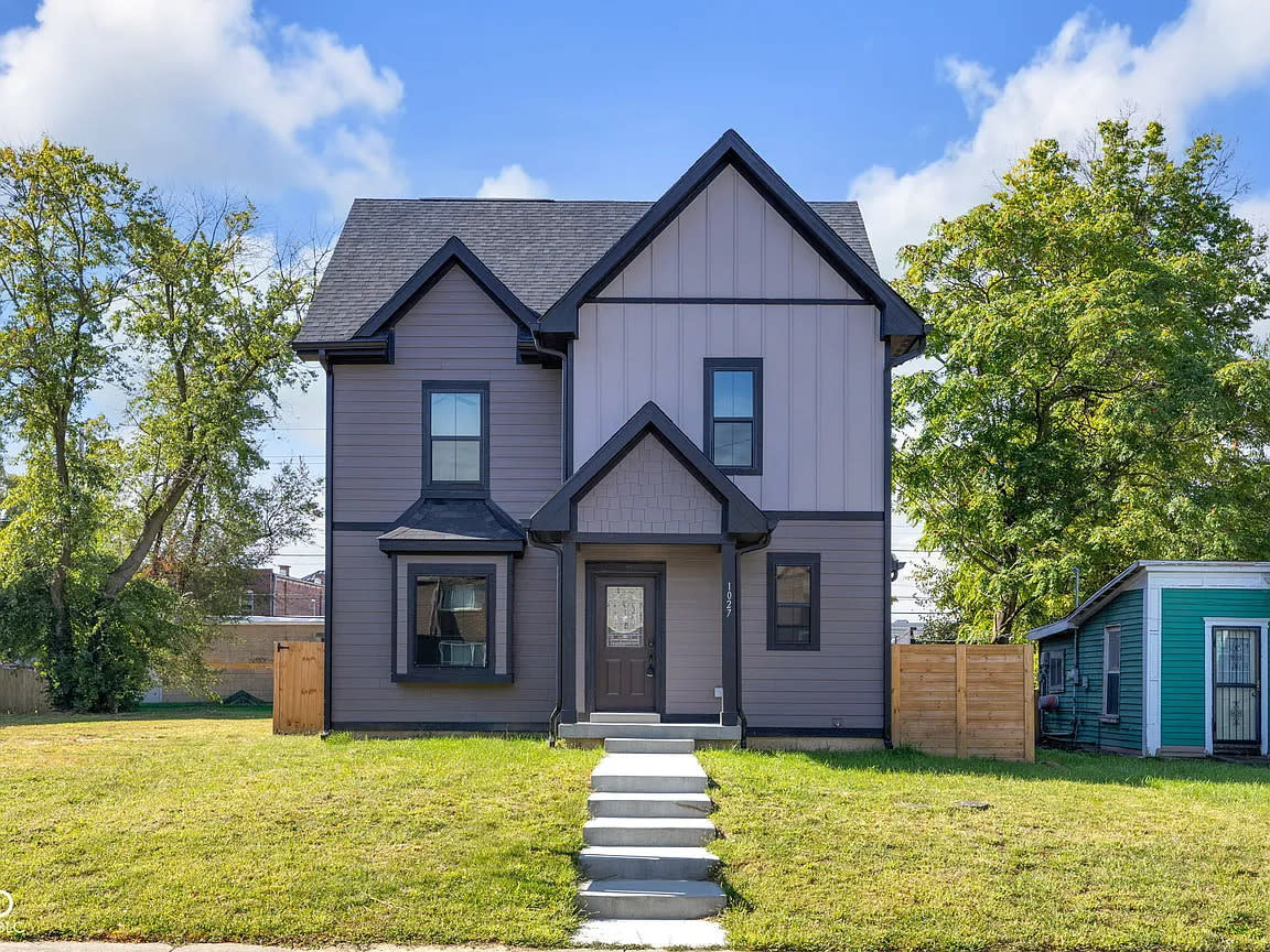 1027 Hosbrook Street