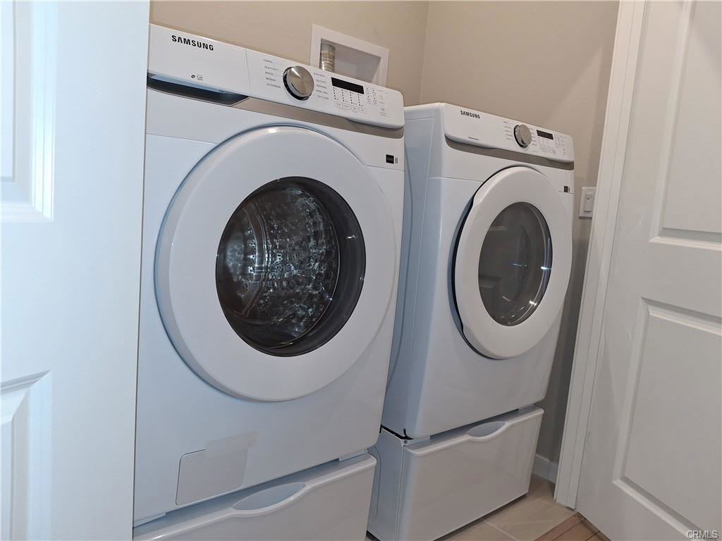 109 South Laxore Street