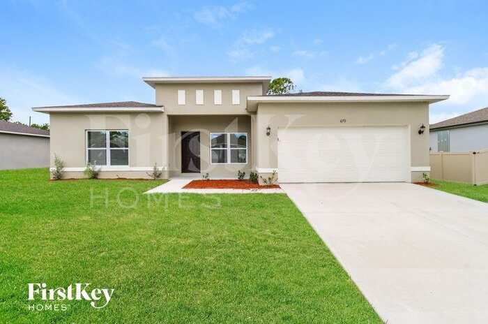 670 Weaver Road Southwest