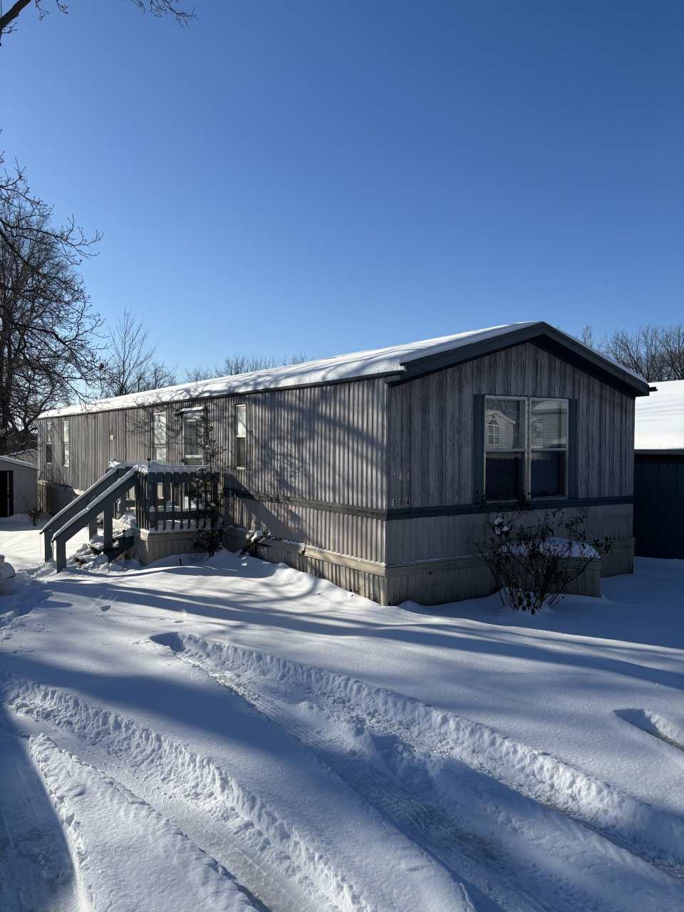 3951 South Mentor Avenue