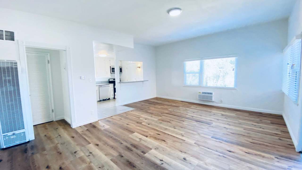 1951 Frank St. / 2519 Virginia Ave