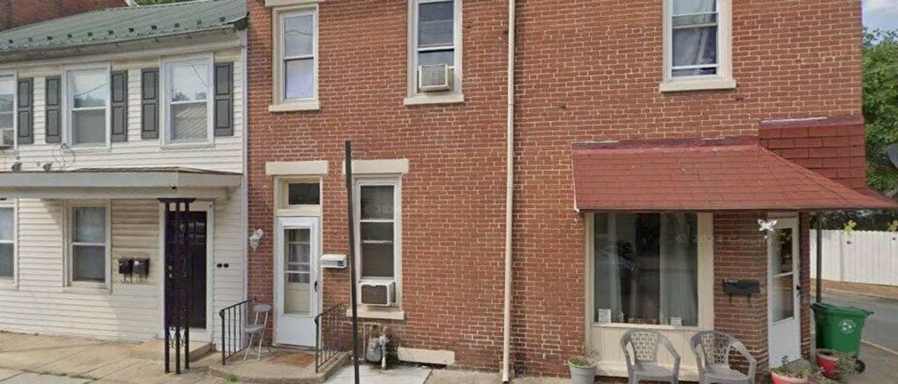 2 Bedroom - 1 Bath Apartment - Carlisle PA