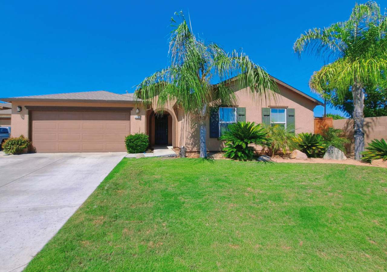 Stunning and Spacious - Don't Miss This Rental Home!