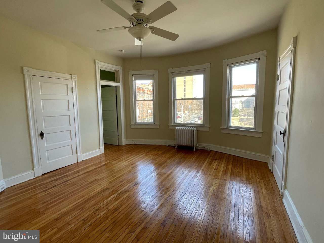 2735 N CHARLES Street unit: 3Rd Flr