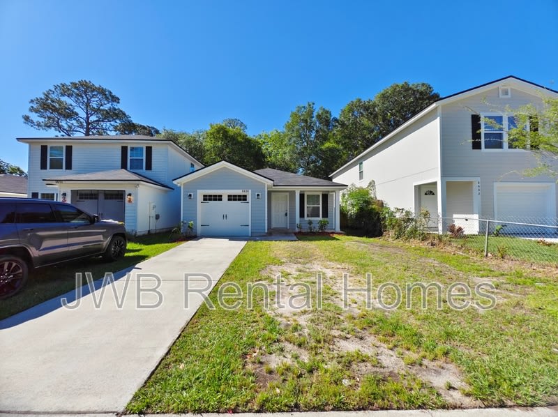 8606 Eaton Ave