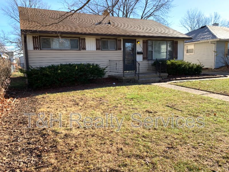 4761 Wellington Avenue