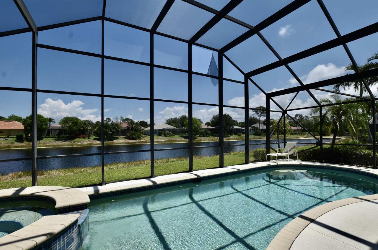 6444 Autumn Woods Boulevard