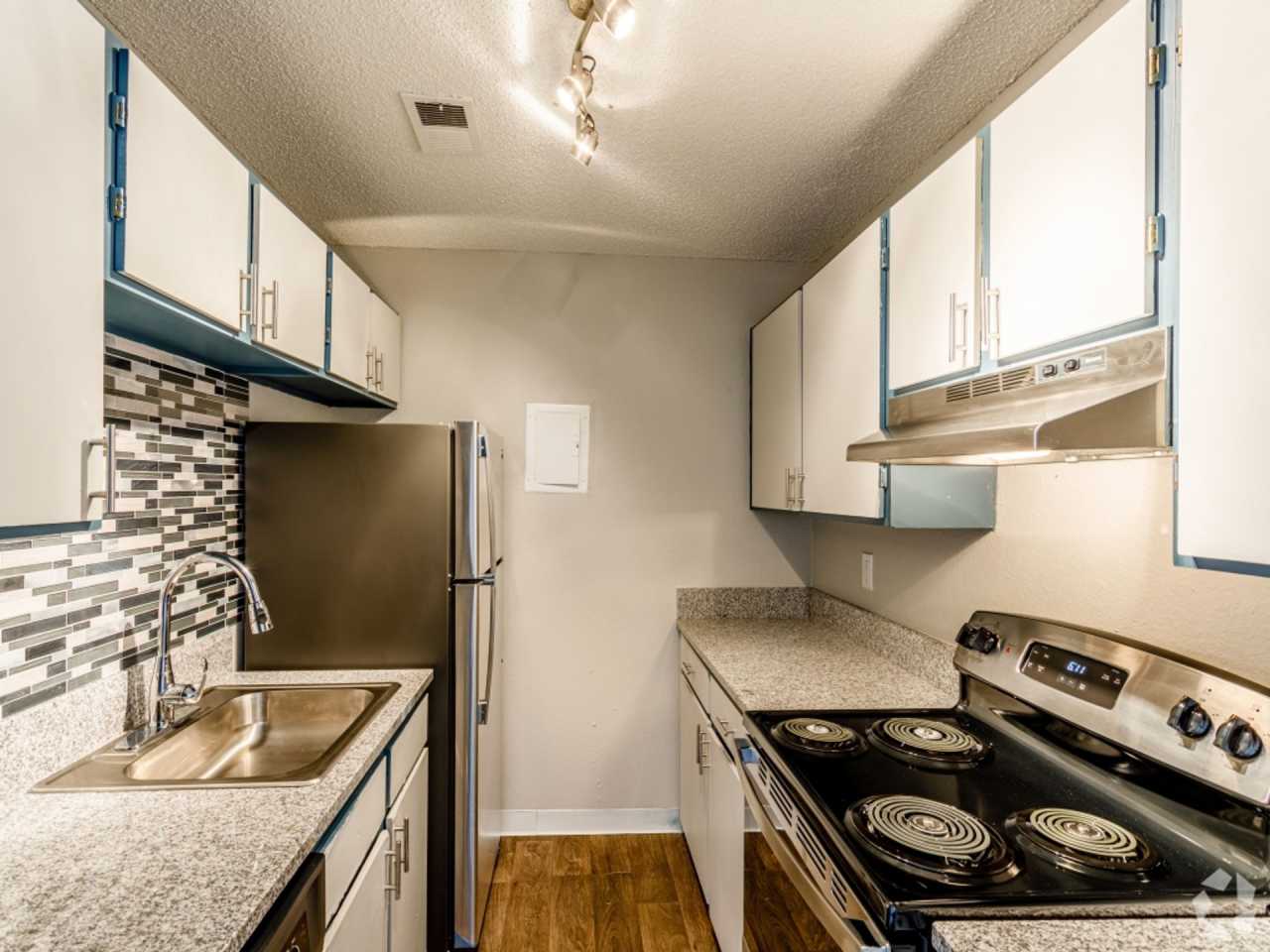 Meadows at Town Center - Newly renovated in 2023 with in-unit washer/dryer!