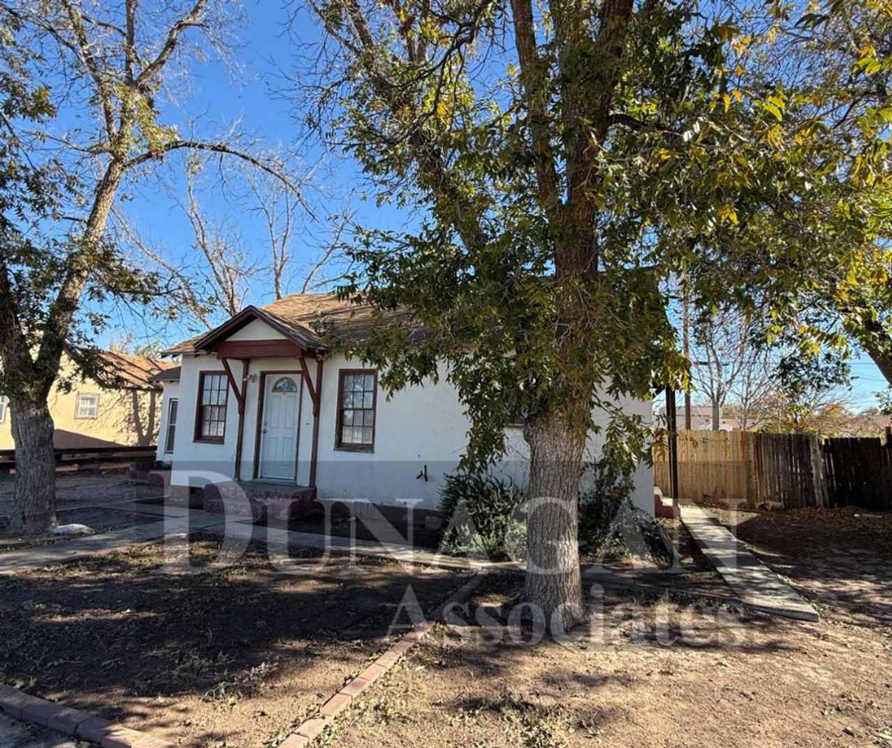 OPEN HOUSE ON 12/3 FROM 2:45-2:55 REMODELED 2 Bedroom - 1 Bath home!!