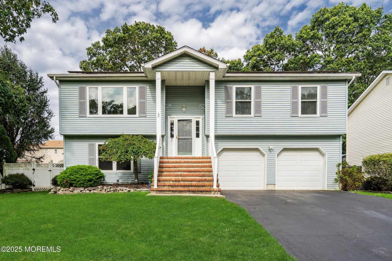 122 Moses Milch Drive