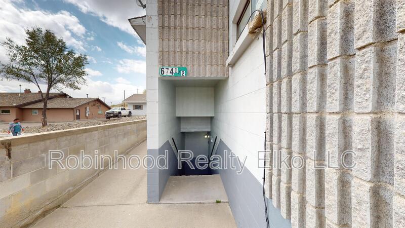 674 1/2 N. Cedar Street