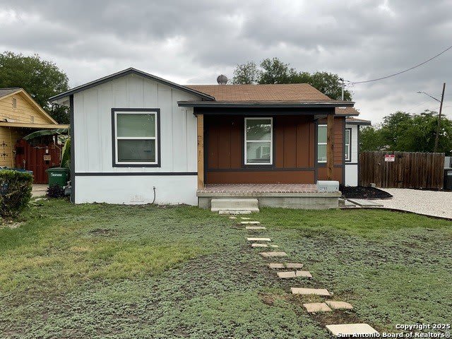 2703 Menchaca