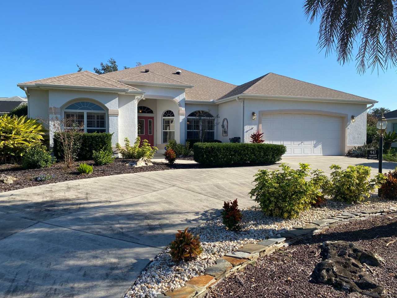 Truly Spectacular Turnkey Home in The Village of Bridgeport at Lake Miona For ANNUAL Lease