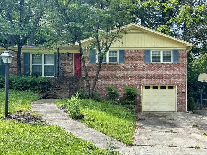 311 35th Avenue Northeast