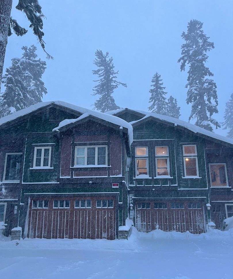Luxury Mountain Residence — Premier 6-Month Winter Lease Near Canyon Lodge
