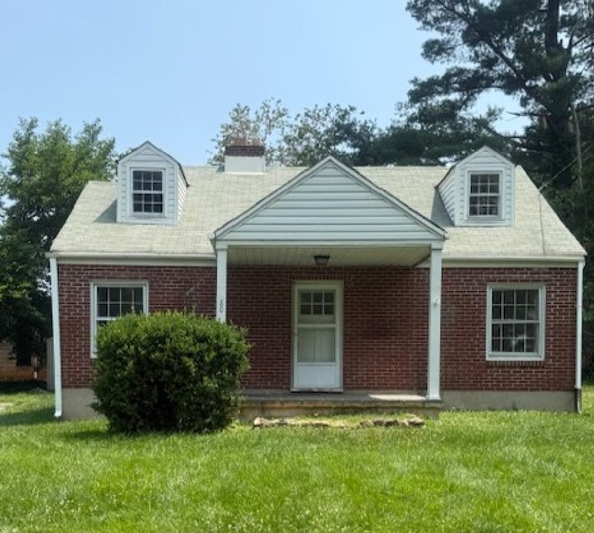 3 Bedroom 1 Bath Available to Rent for $1,295/ Mo.