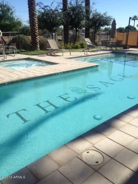 4855 N WOODMERE FAIRWAY --