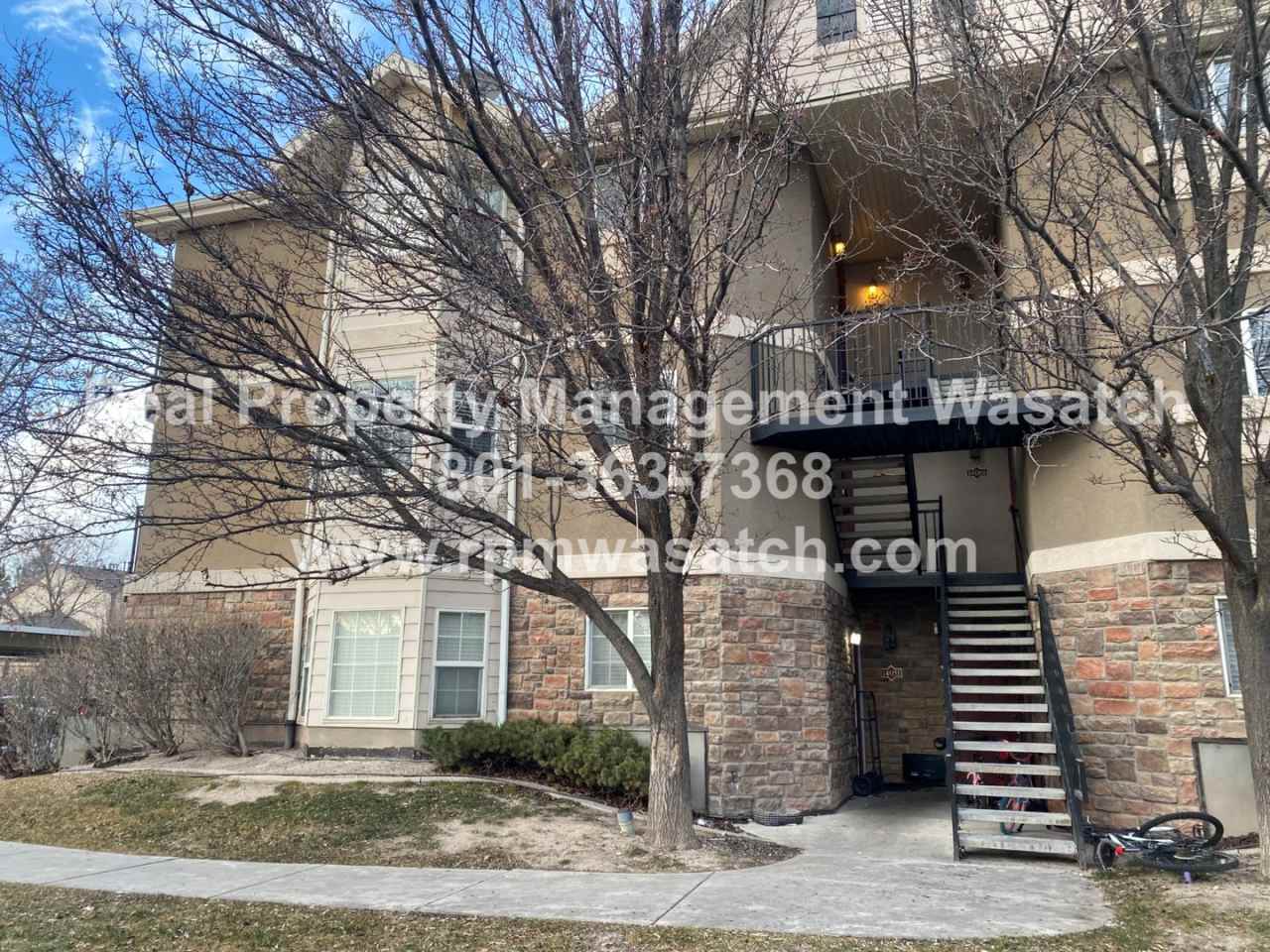 Check Out This Amazing 3 Bedroom 2 Bathroom Condo In Riverton! 50% Off First Month's Rent Move in Special!
