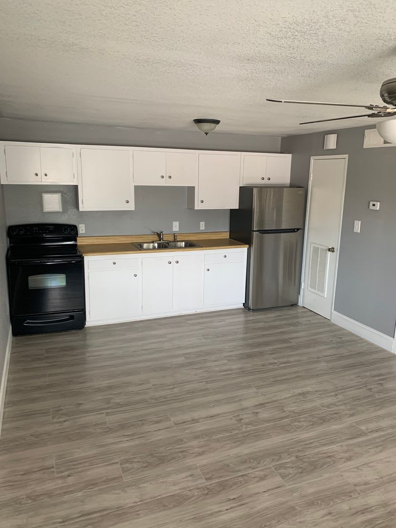 1 Bedroom 1 Bath In Central Las Vegas