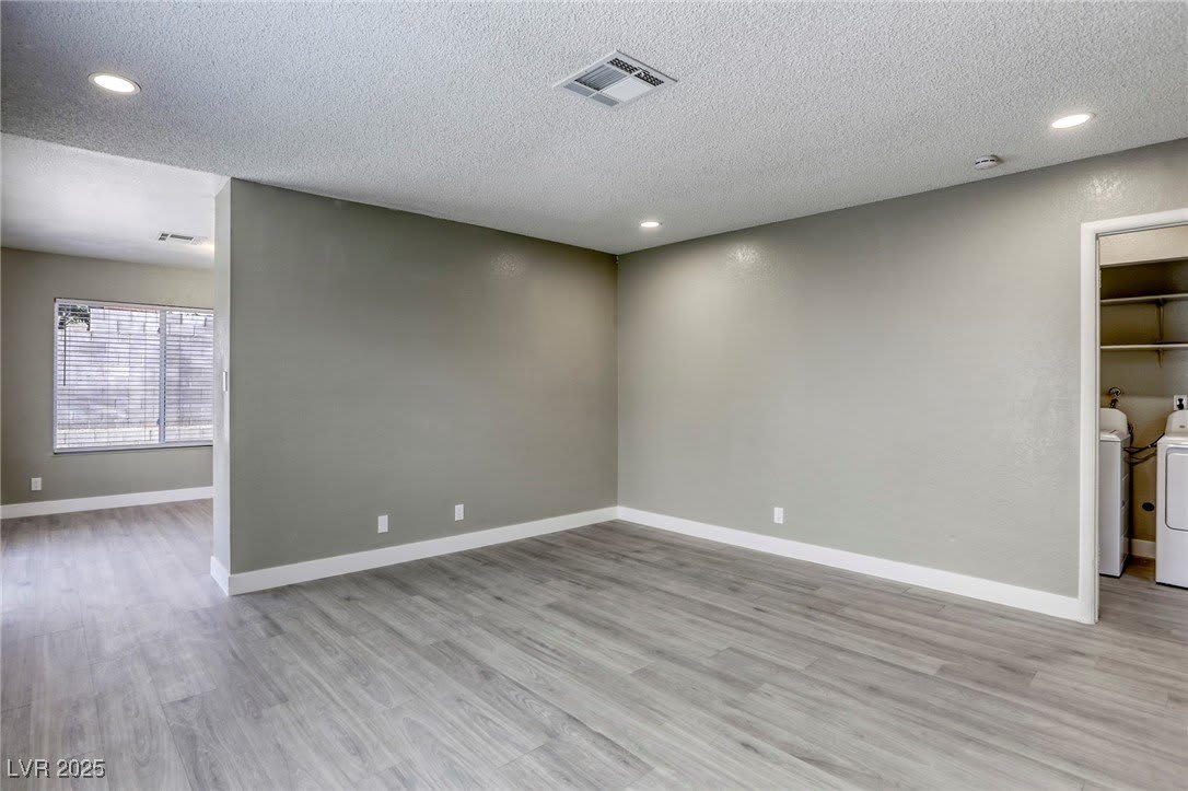 4341 Pineaire Street