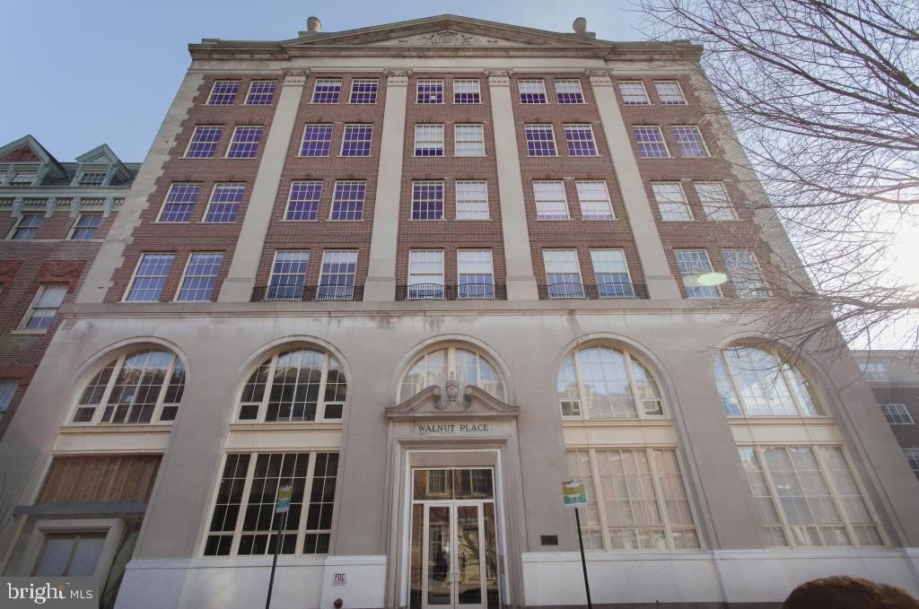 312-20 WALNUT STREET