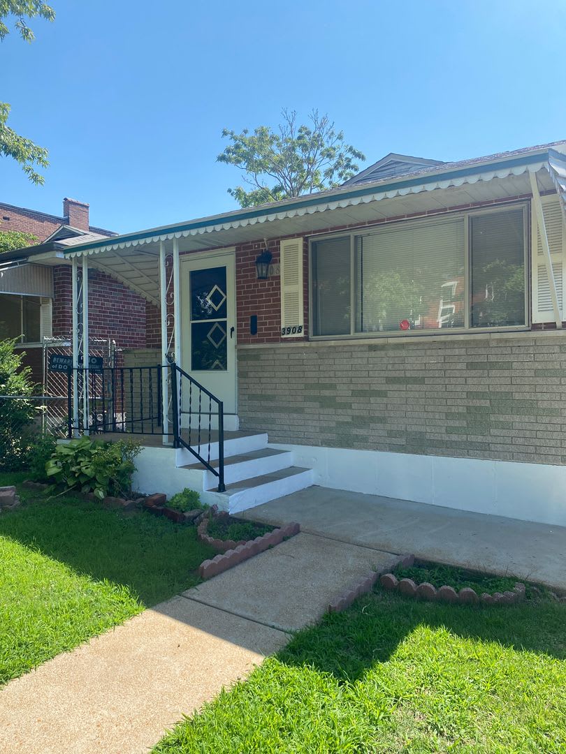 COMING SOON! 2 Bedroom South City Home