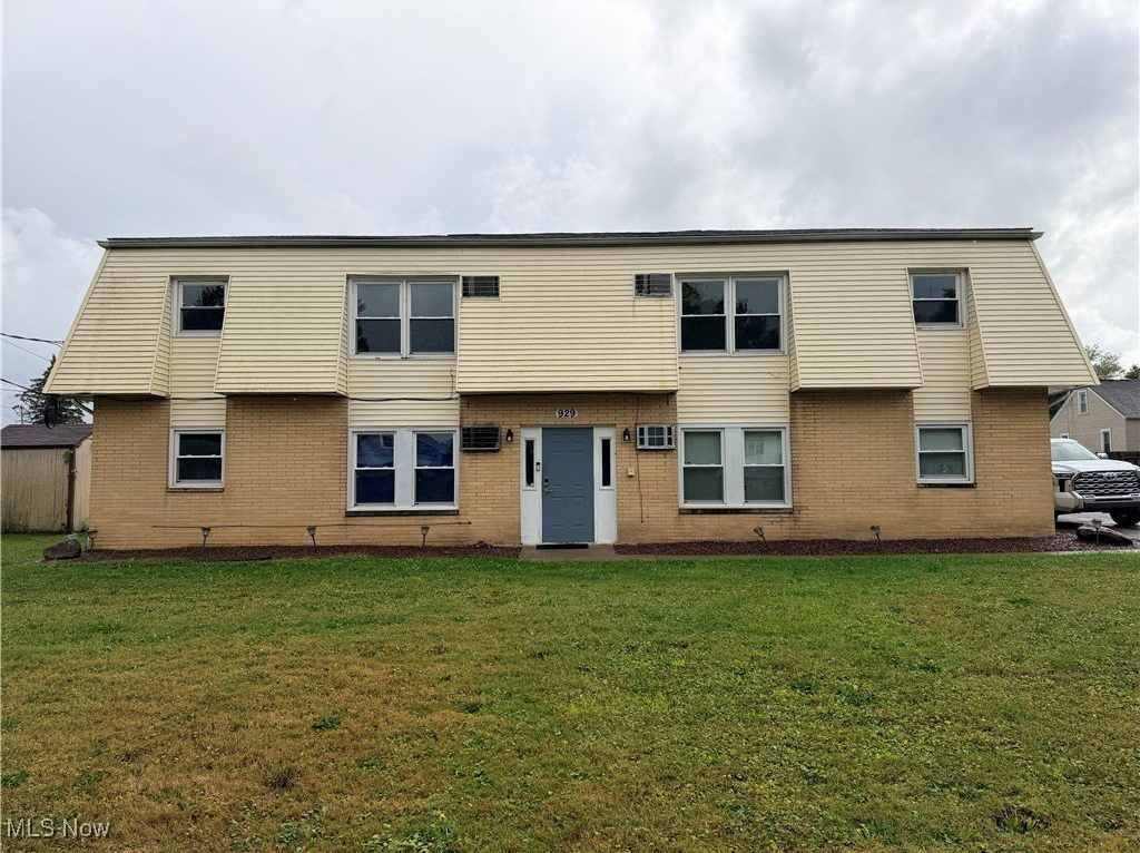 929 Cook Avenue unit: 4