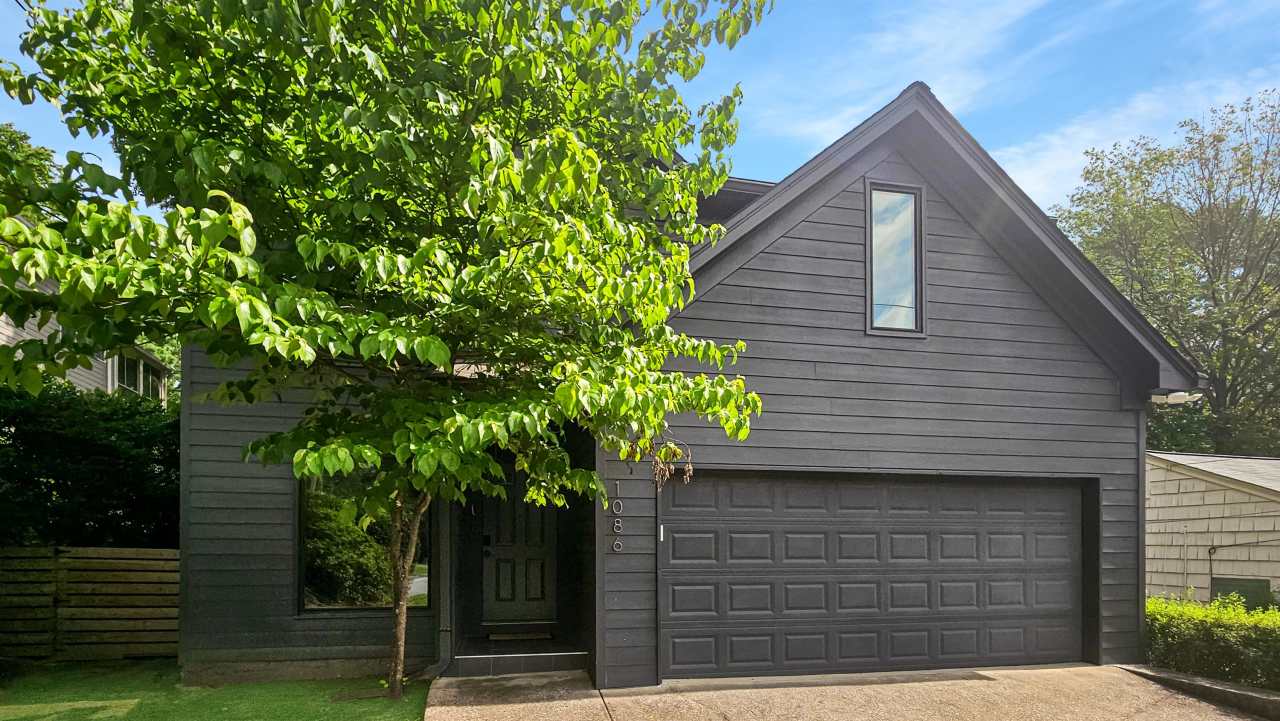 1086 Pine Grove Ave NE