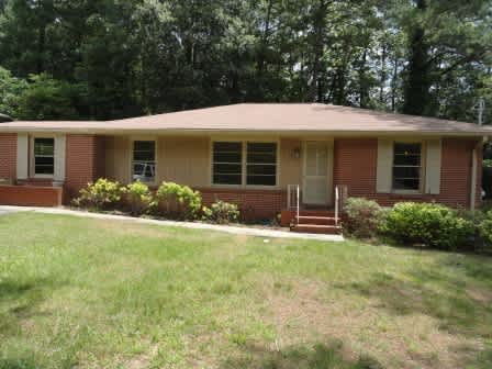 3 bed 1.5 Bath in Decatur!