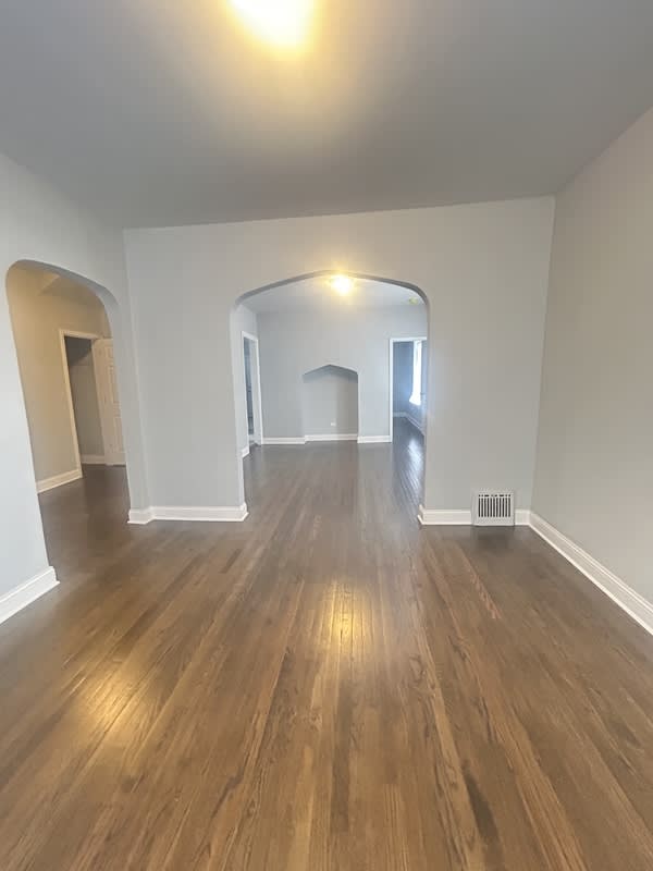 5759 South Wolcott Avenue