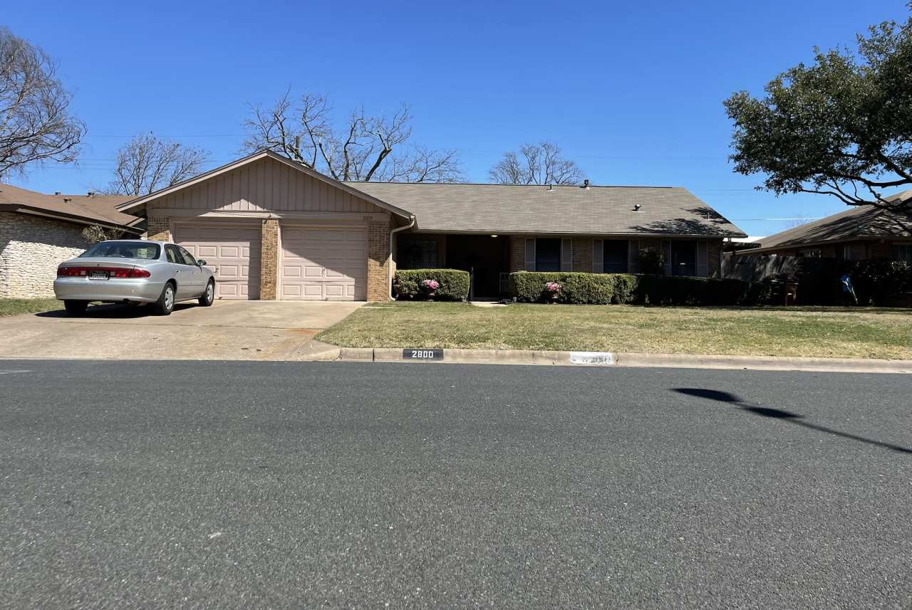 2800 Thrushwood Dr