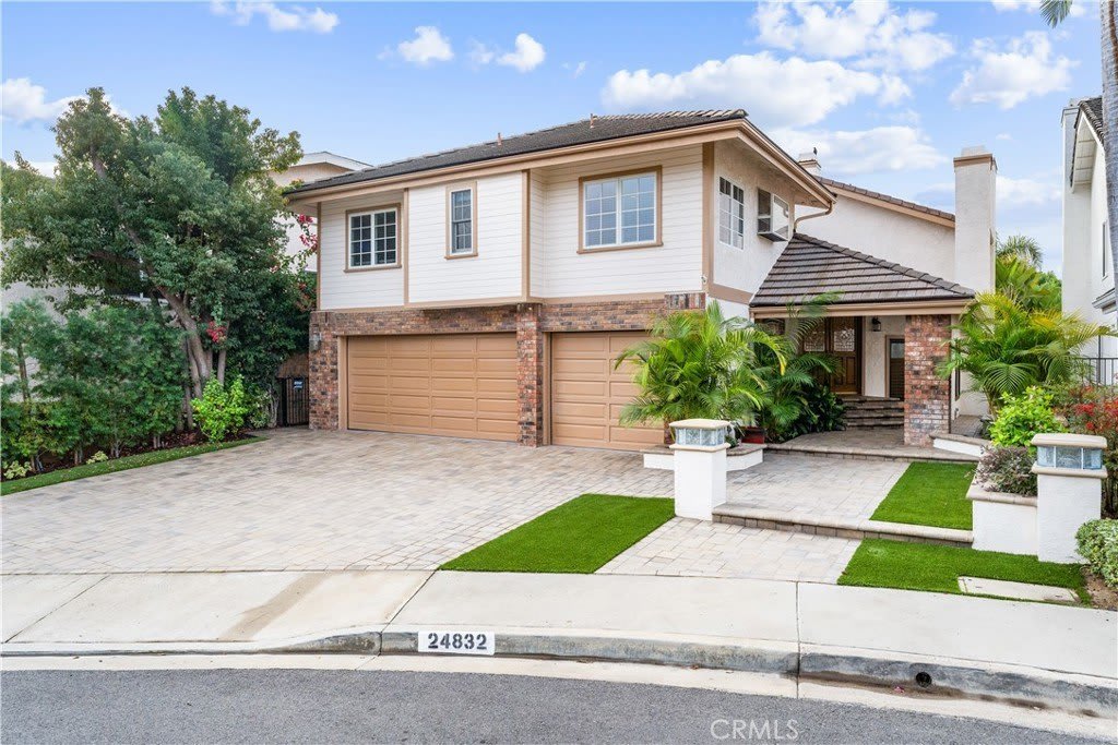 24832 Los Gatos Drive