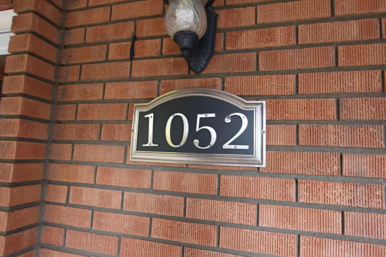 AVAILABLE NOW! Stunning Single-Level Flagstaff Home | Mountain Views  Private Backyard!