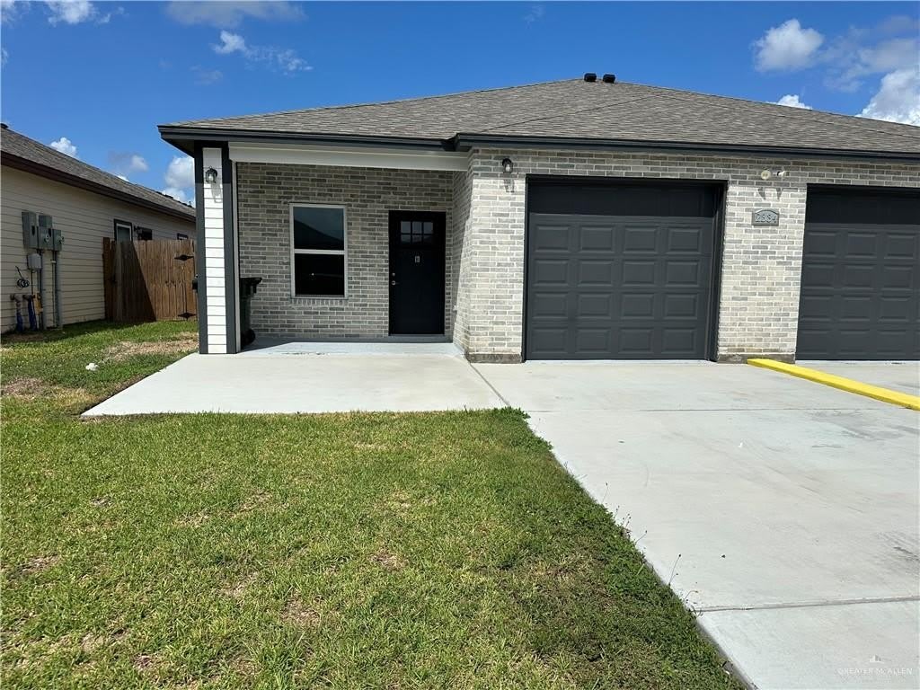 2334 S Valley Circle