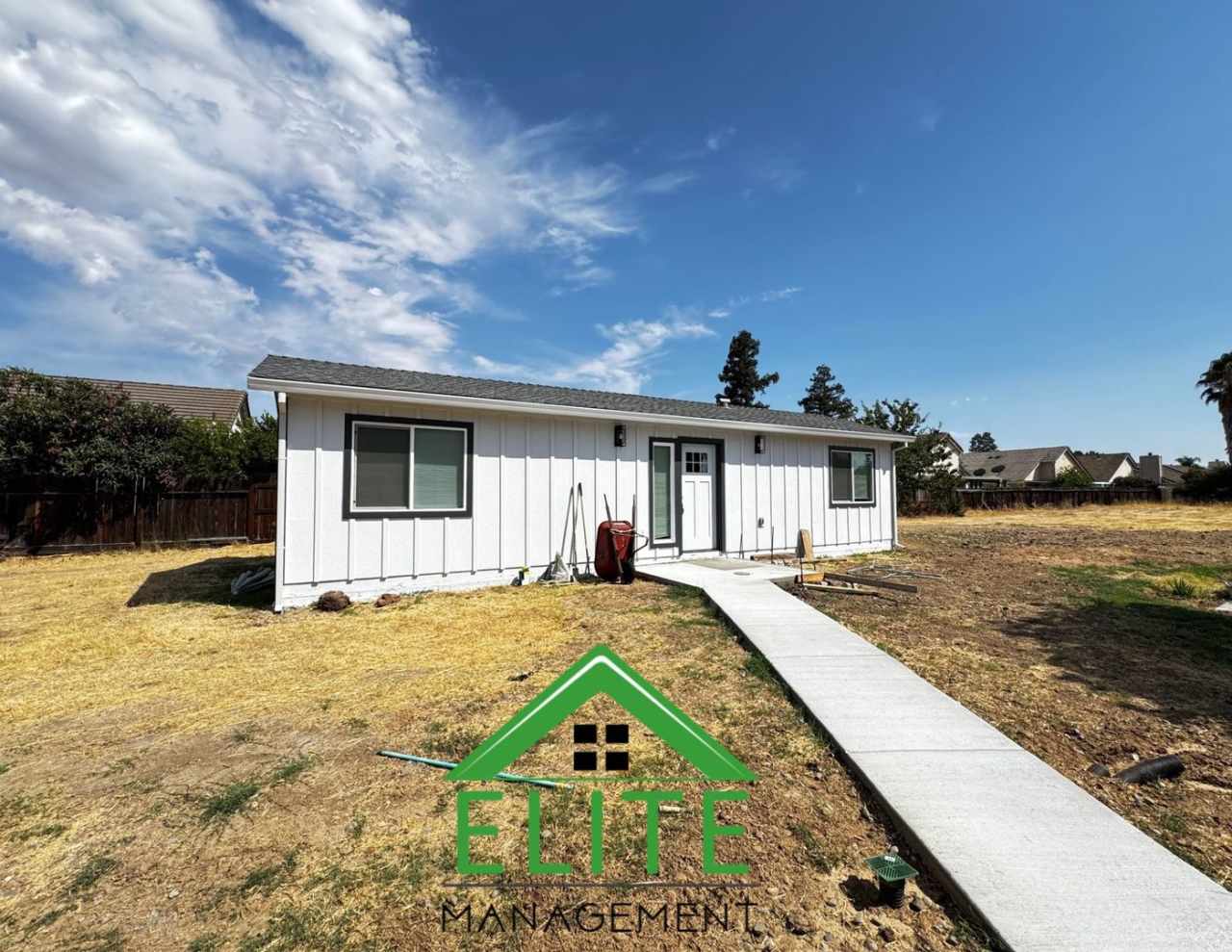 Spacious 2 Bedroom, 1 Bathroom ADU in Desirable Sacramento Neighborhood